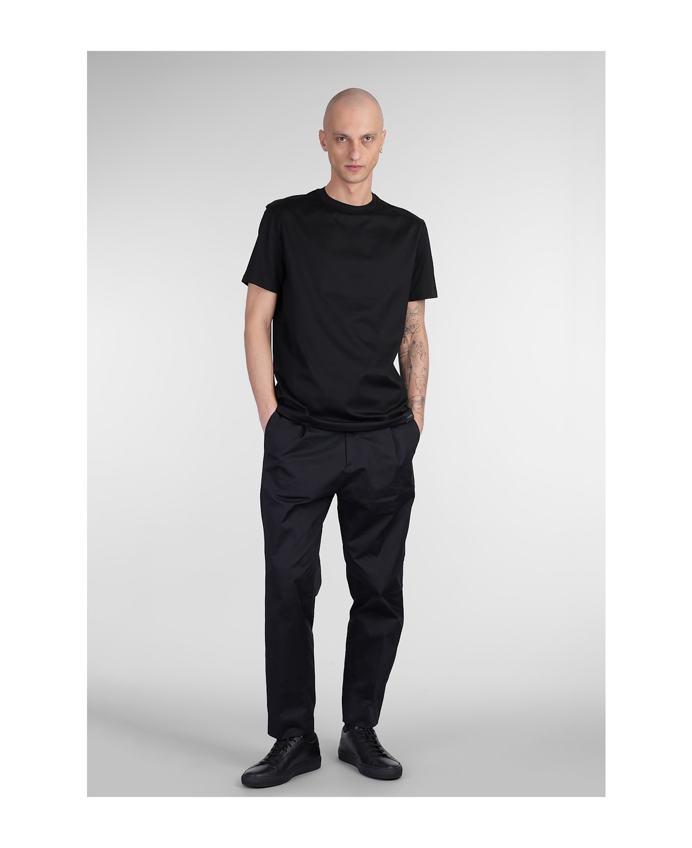 Low Brand B134 Basic T-shirt In Black Cotton - black
