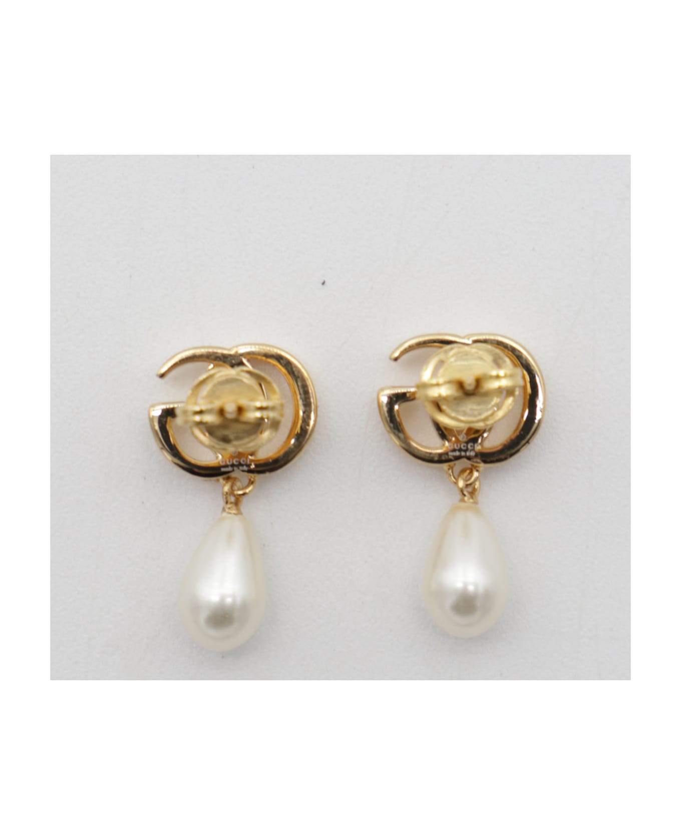 Gucci White And Gold Brass Earrings - Golden