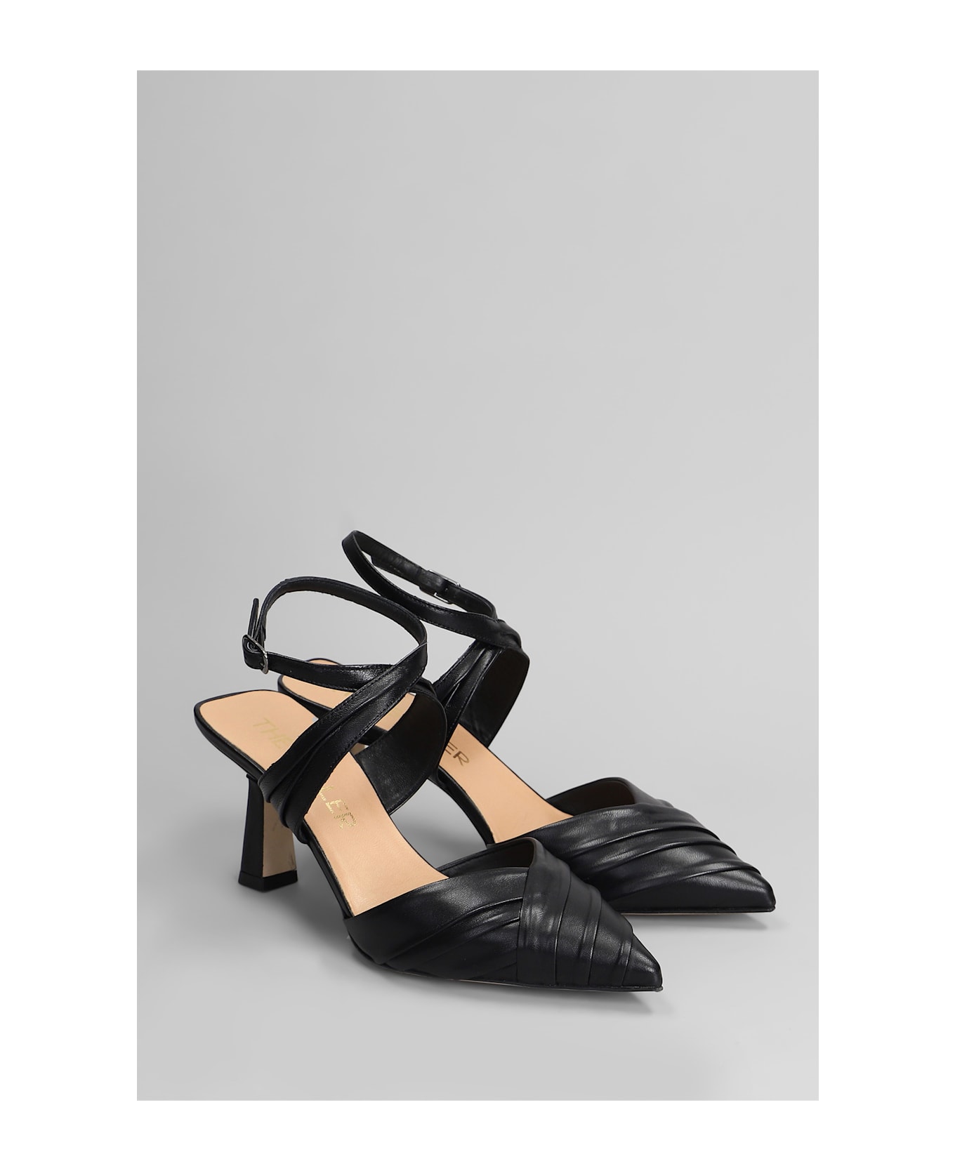 The Seller Pumps In Black Leather - black