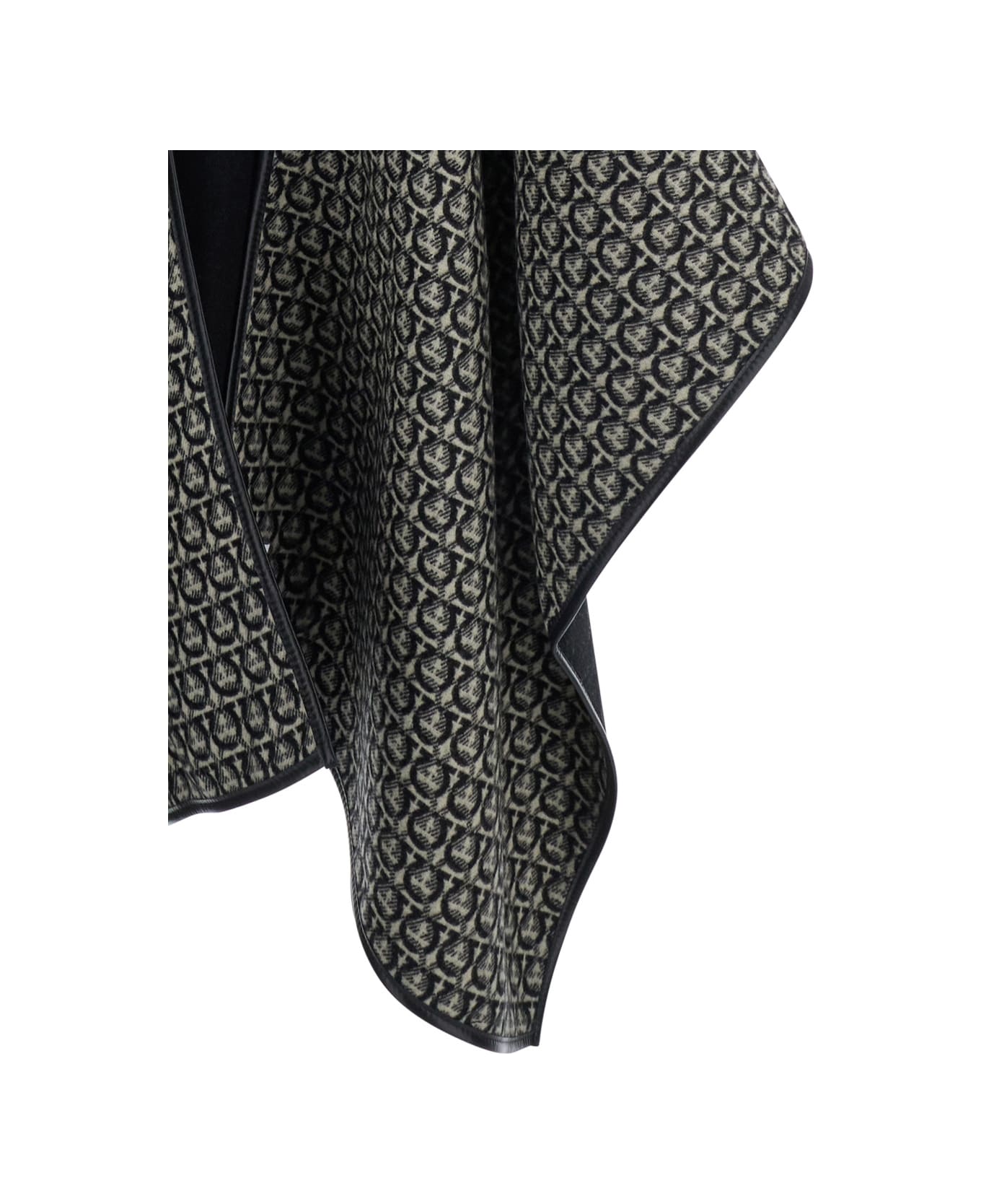 Ferragamo The New Ganc - Black