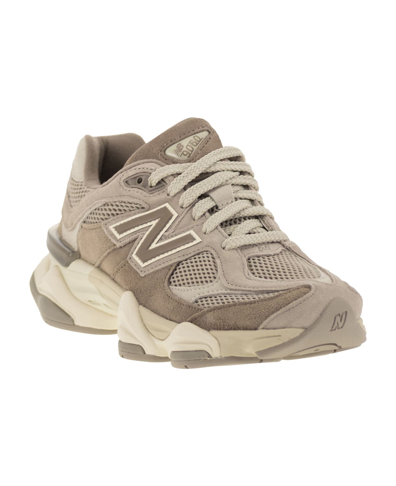 New Balance 9060 - Sneakers - Beige