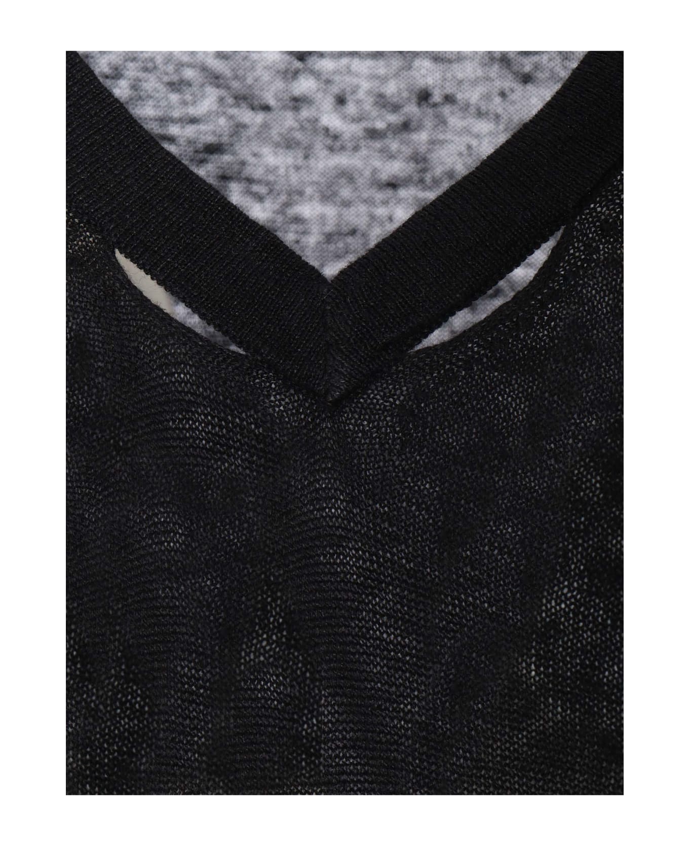 Kangra Black Short-sleeved Sweater - BLACK