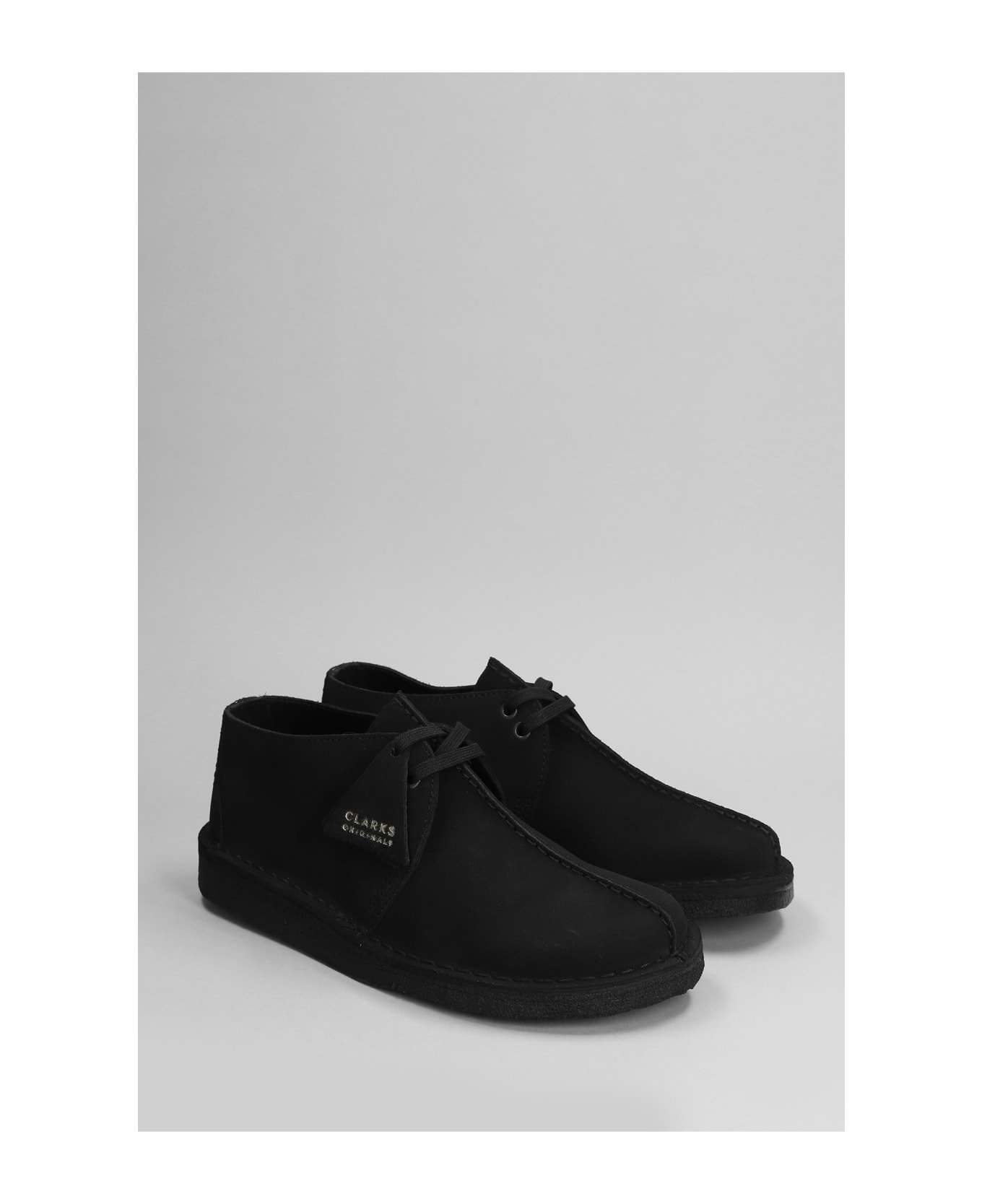 Clarks Desert Trek Lace Up Shoes In Black Suede - black ローファー＆デッキシューズ