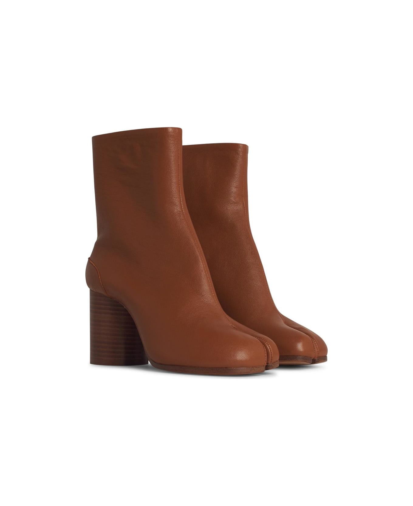 Maison Margiela Cleft Toe Boots - Brown