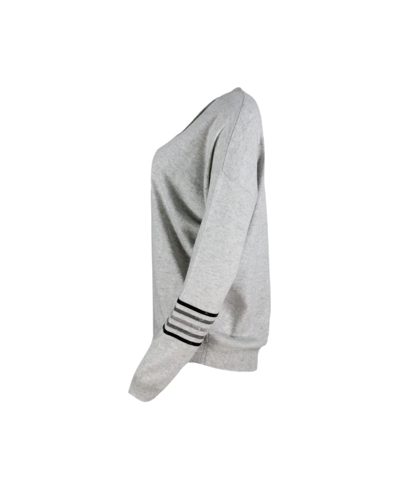 Brunello Cucinelli Cashmere V-neck Sweater With Rows Of Jewels On The Arm - Grey ニットウェア