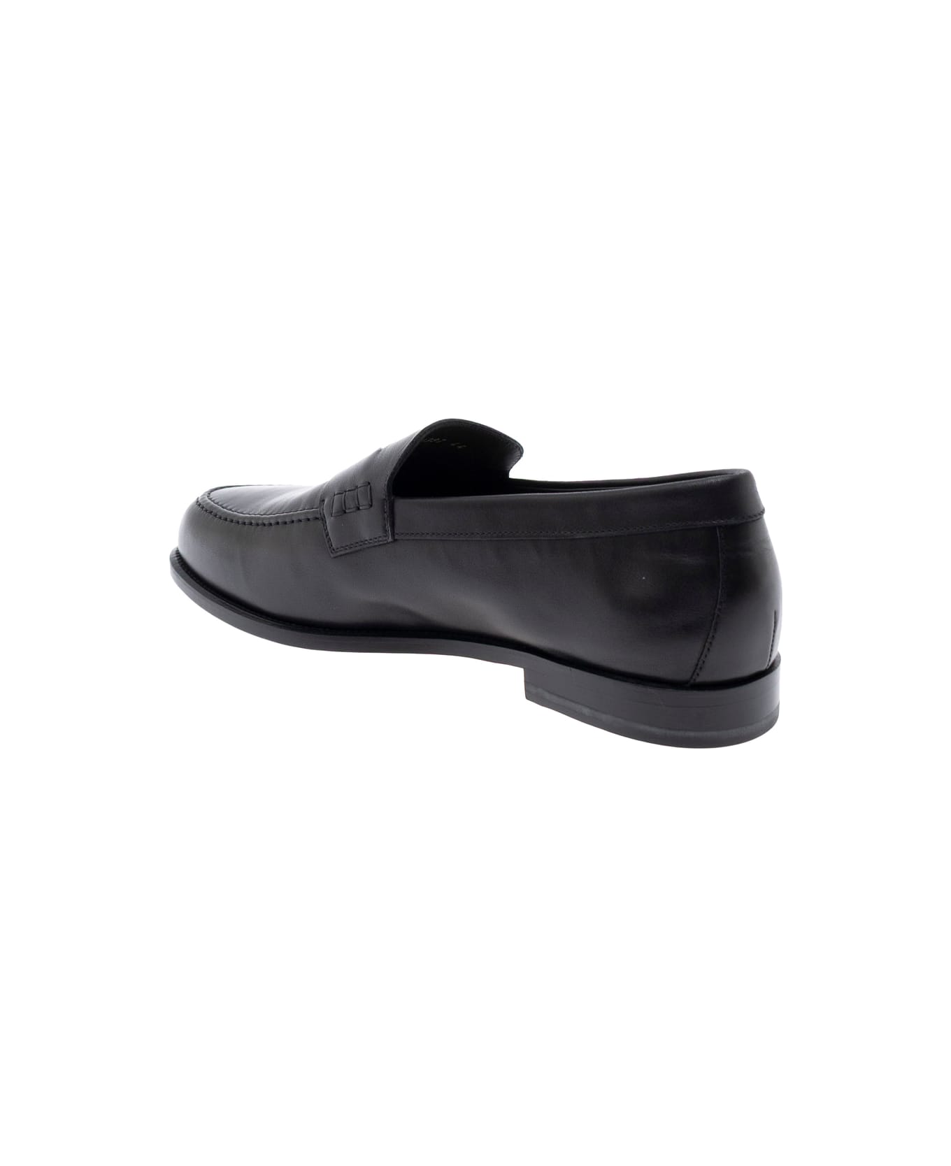 Doucal
s Black Loafers With Slip-on Deisgn And Almond Toe In Leather Man - Black