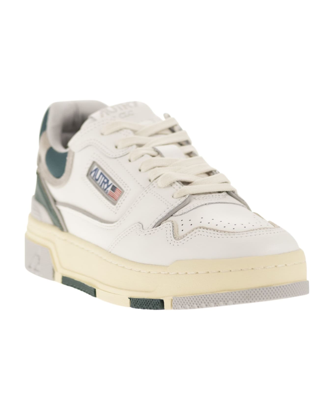 Autry Clc Leather Trainers - White/green