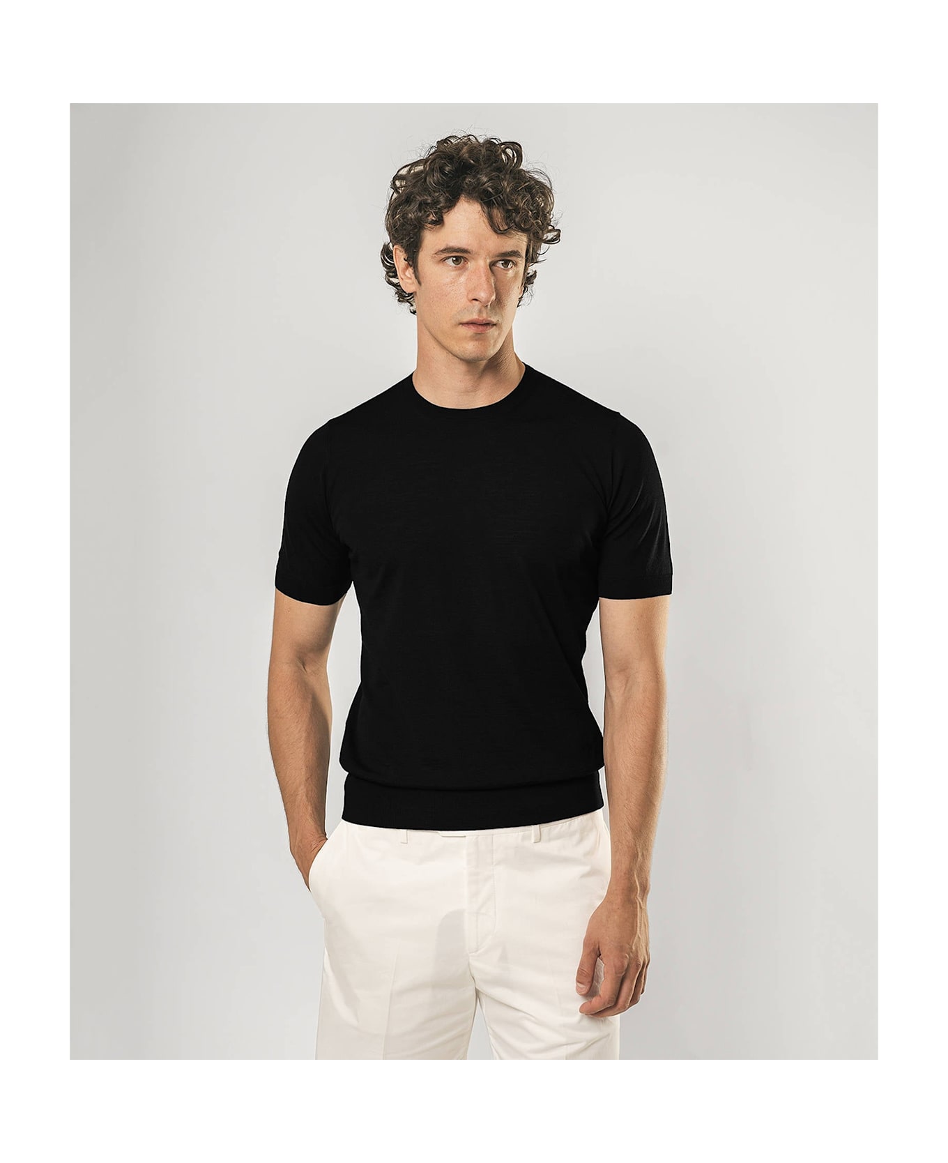 Larusmiani Crewneck Roquebrune T-Shirt - Black