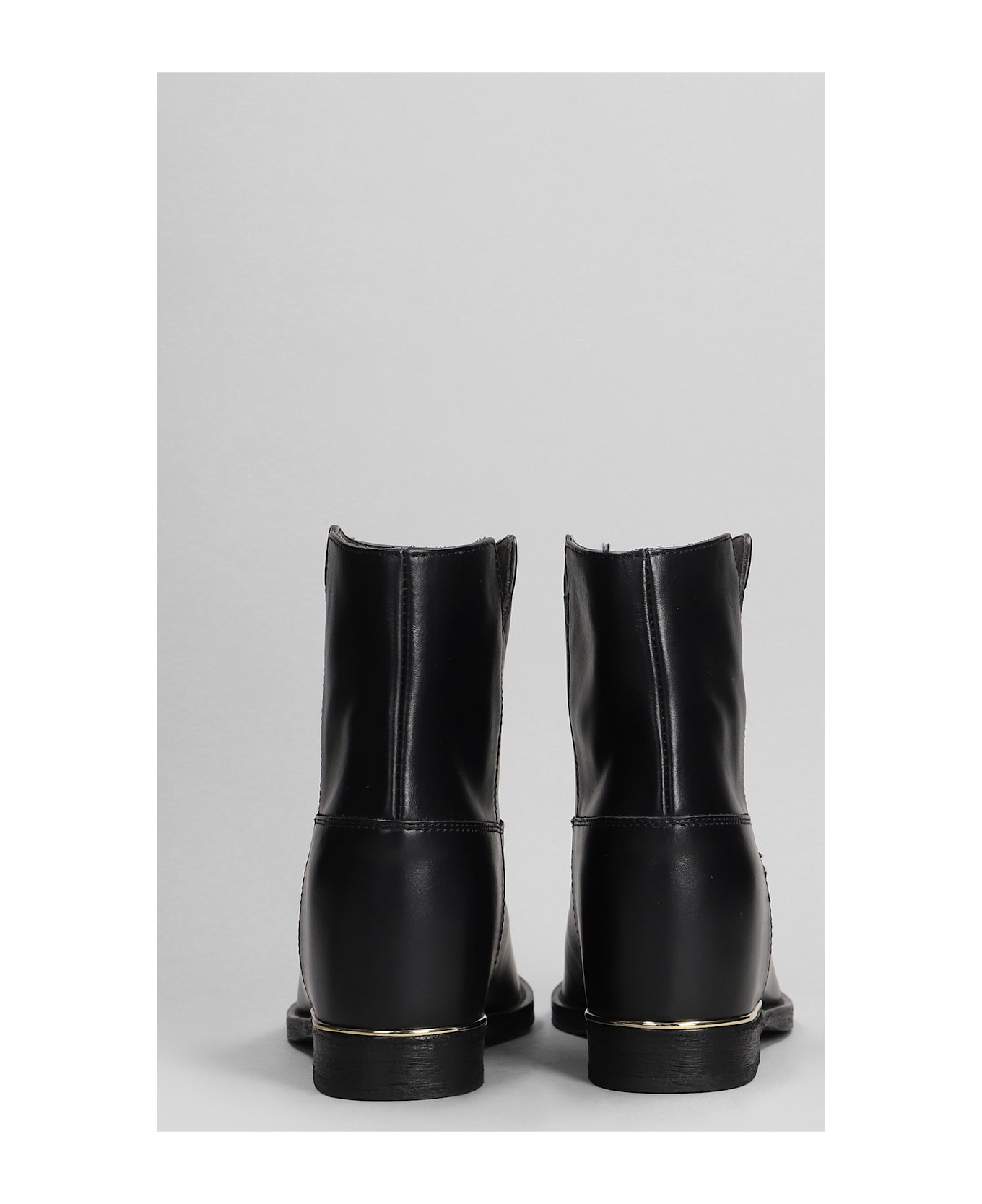 Via Roma 15 Ankle Boots Inside Wedge In Black Leather - black