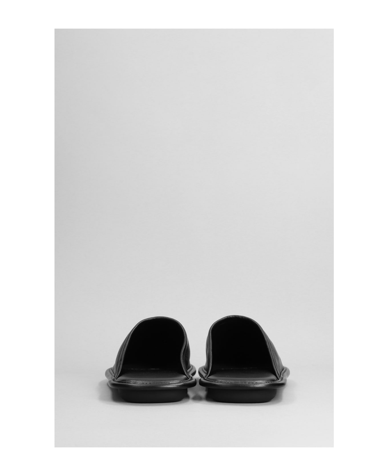 Balenciaga Flats In Black Leather - black