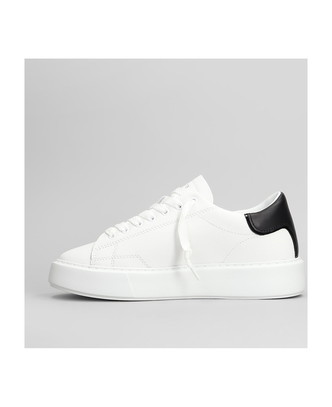 D.A.T.E. Sfera Sneakers In White Leather - White