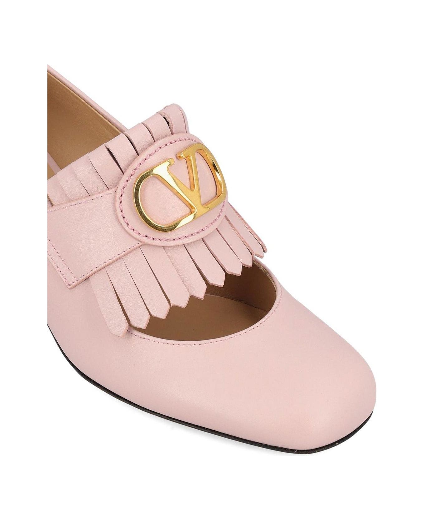 Valentino Garavani Vlogo Signature Fringe Detailed Pumps - Powder