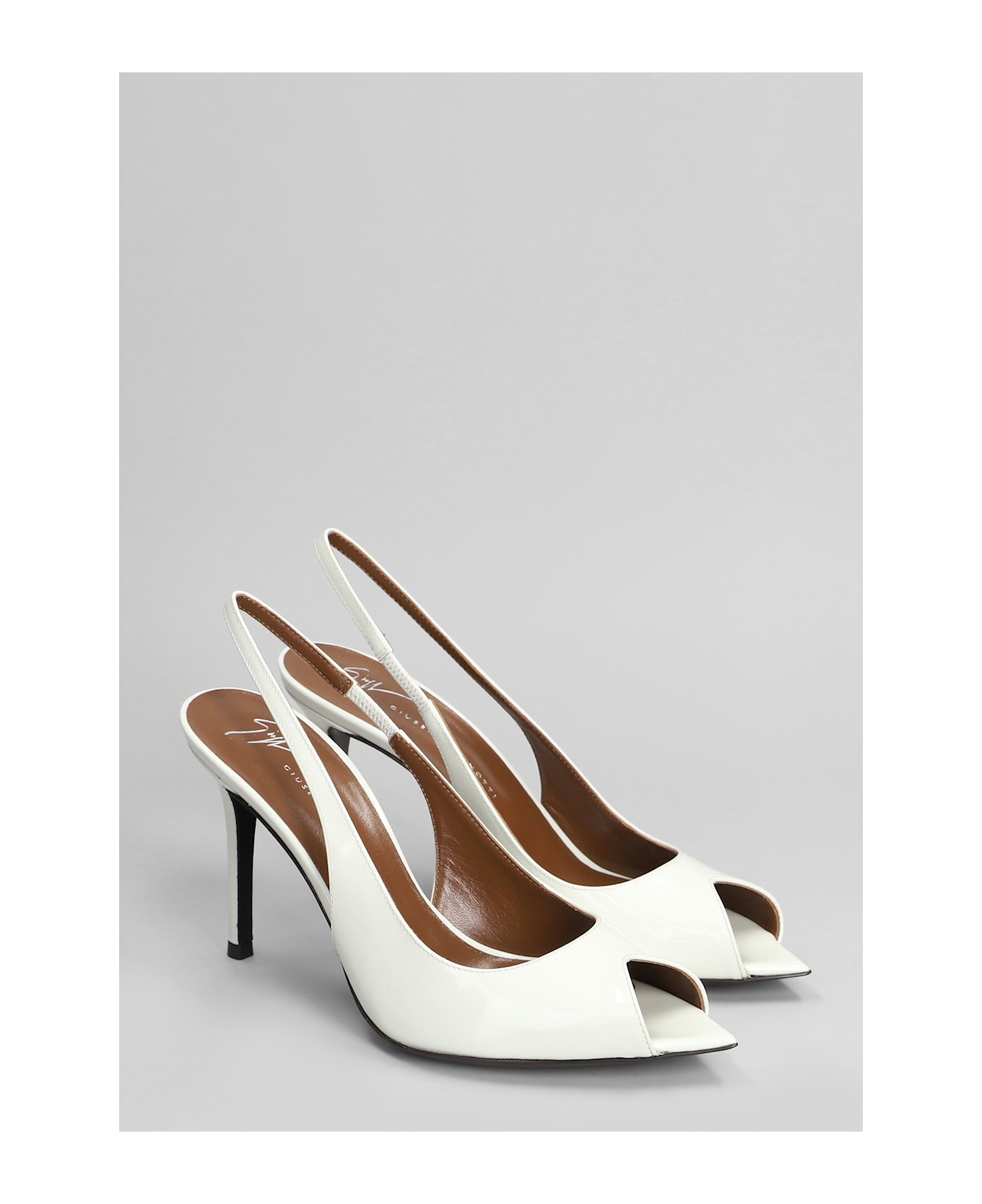 Giuseppe Zanotti Intriigo Pumps In White Patent Leather - white