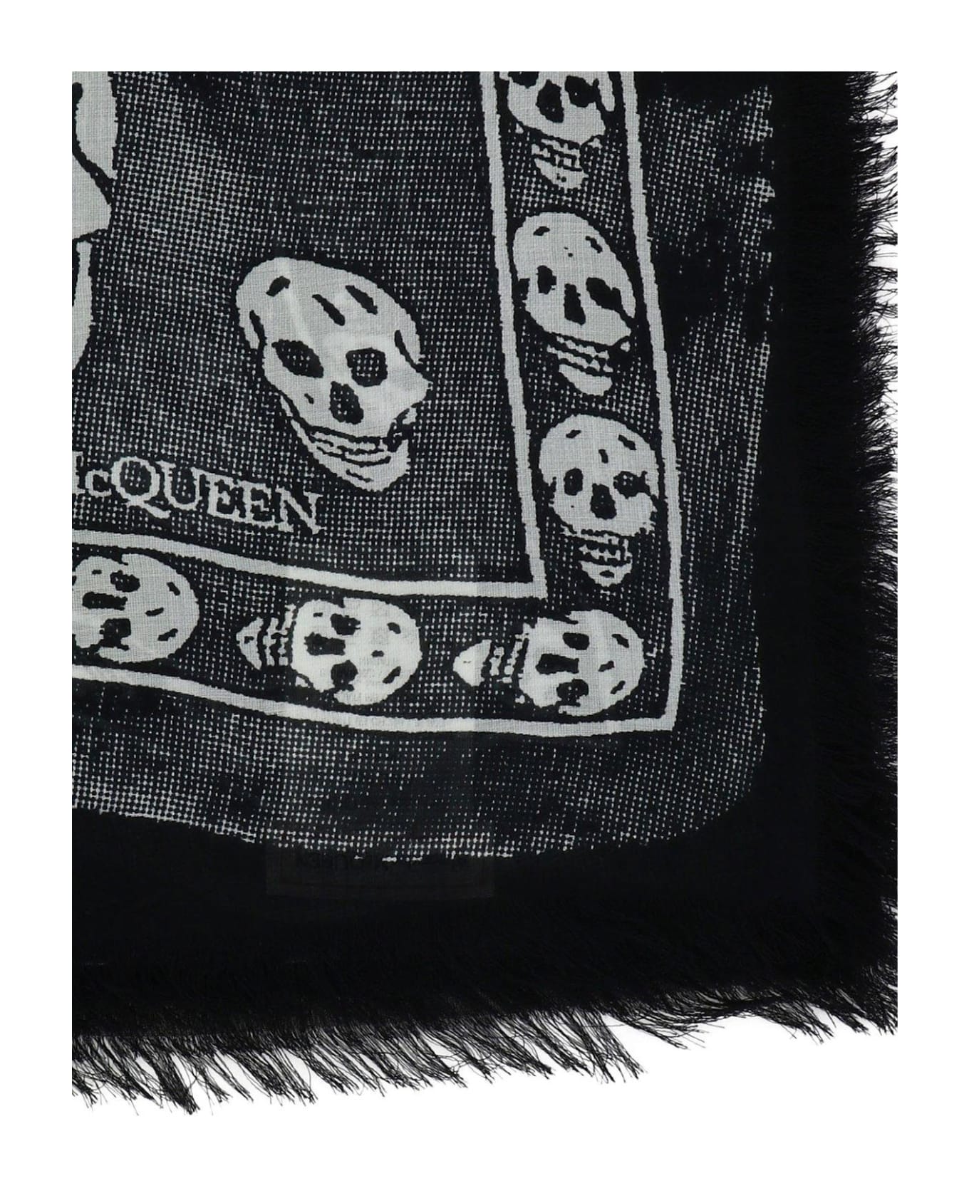 Alexander McQueen Skull Printed Scarf - Black