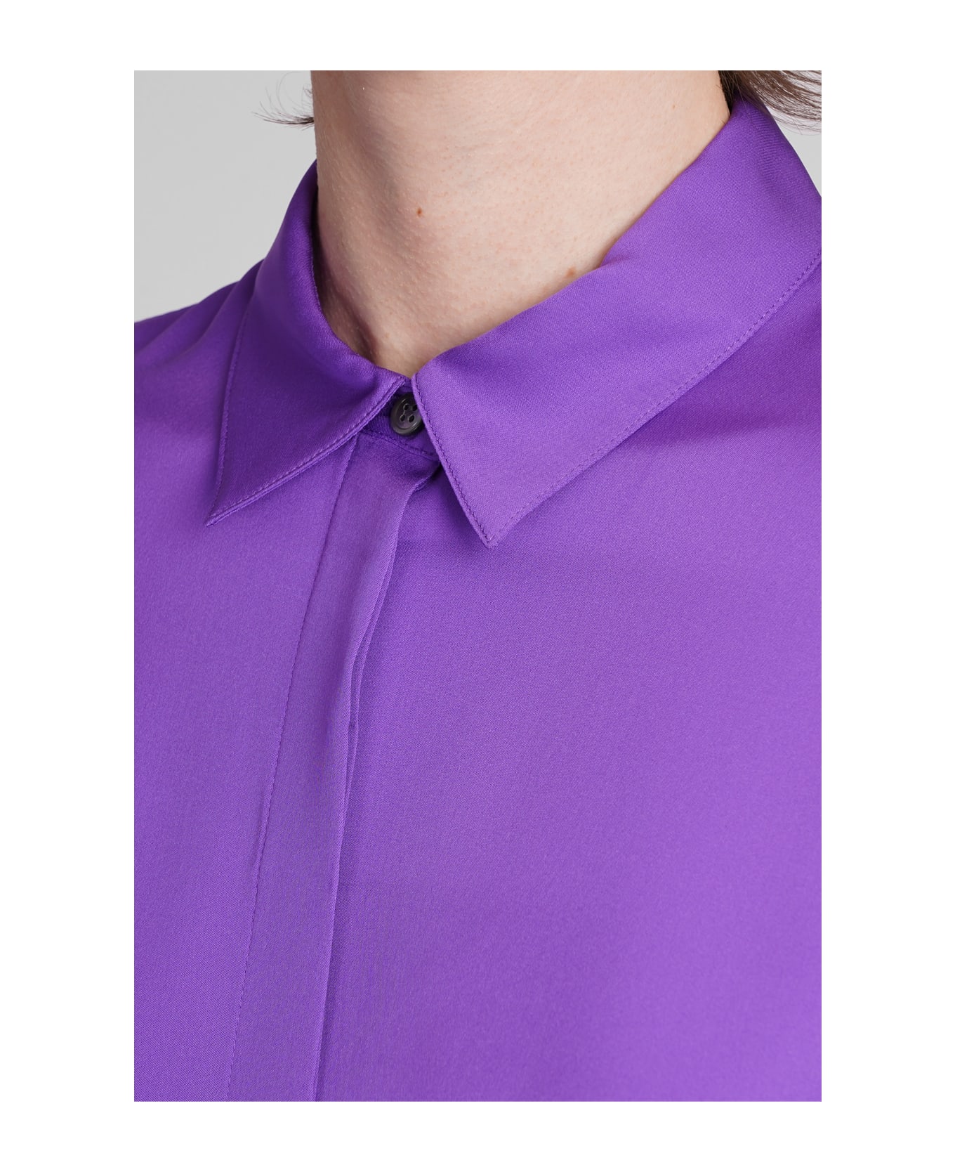 Theory Shirt In Viola Silk - Viola