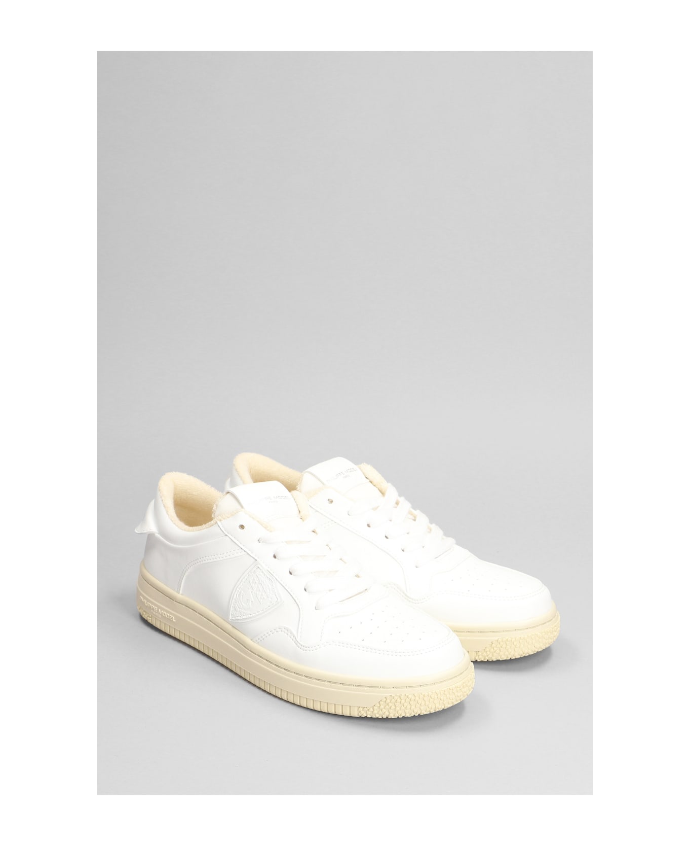 Philippe Model Lyon Sneakers In White Leather - White