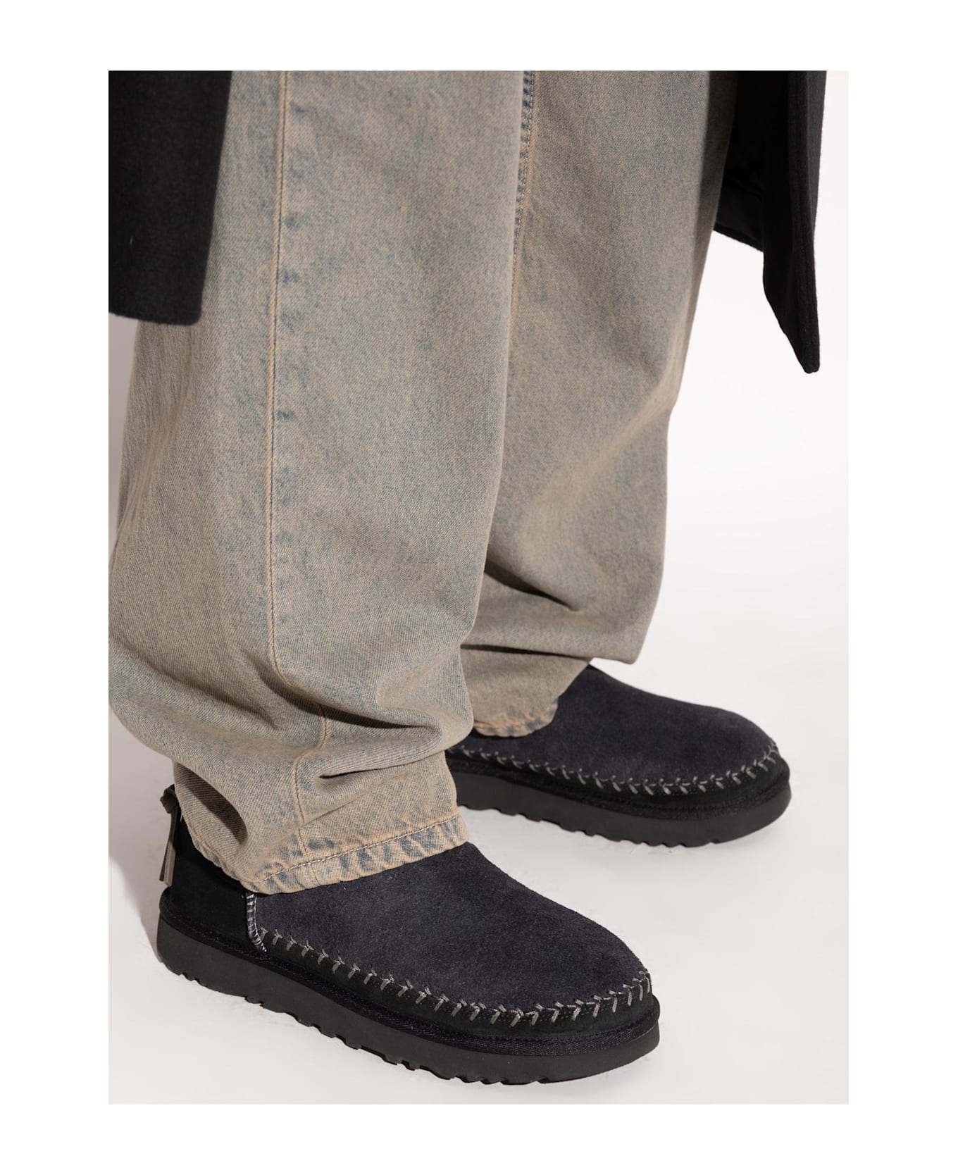 UGG Snow Boots 'classic Ultra Mini Biarritz' - Blk Black