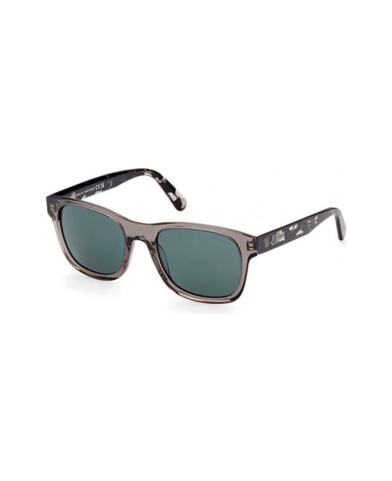 Moncler Square Frame Sunglasses - 01V