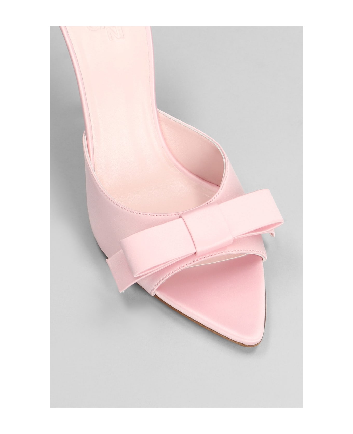 GIA BORGHINI Honorine Slipper-mule In Rose-pink Satin - rose-pink サンダル