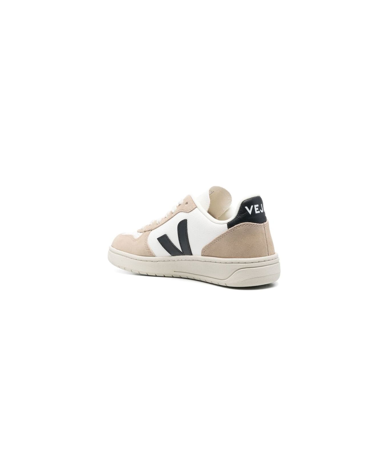 Veja Sneaker - NEUTRALS/BLACK