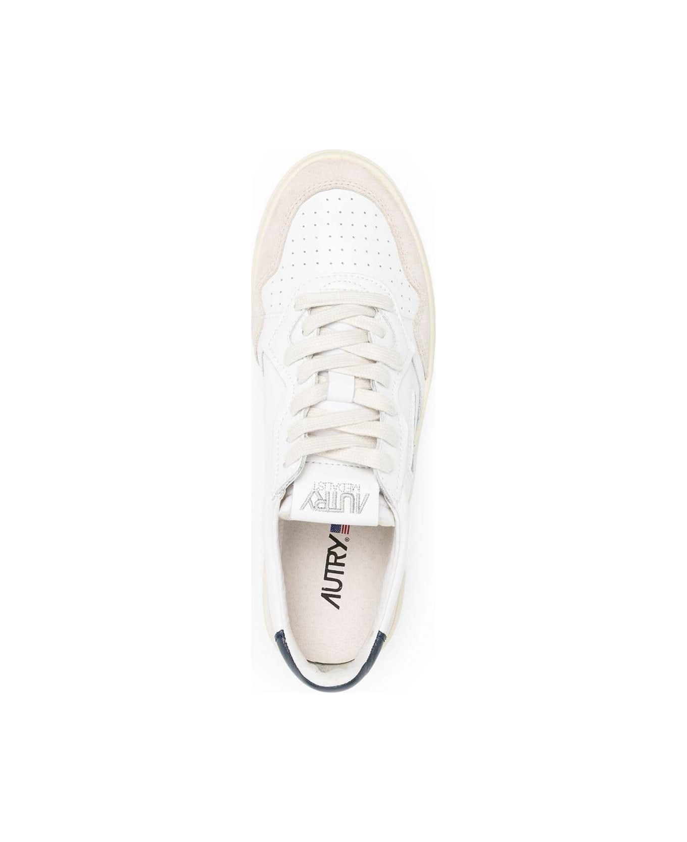 Autry 'medalist' White Low Top Sneakers With Suede Inserts And Contrasting Heel Tab In Leather Man - White