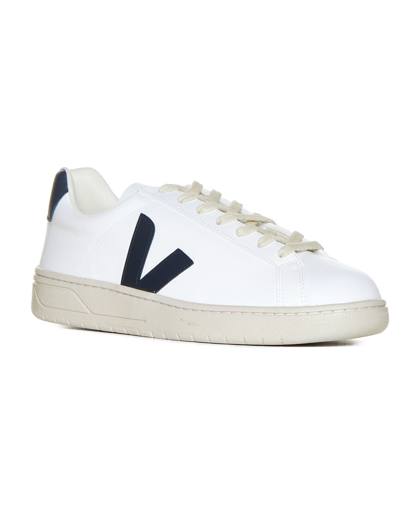 Veja Sneakers - White_nautico