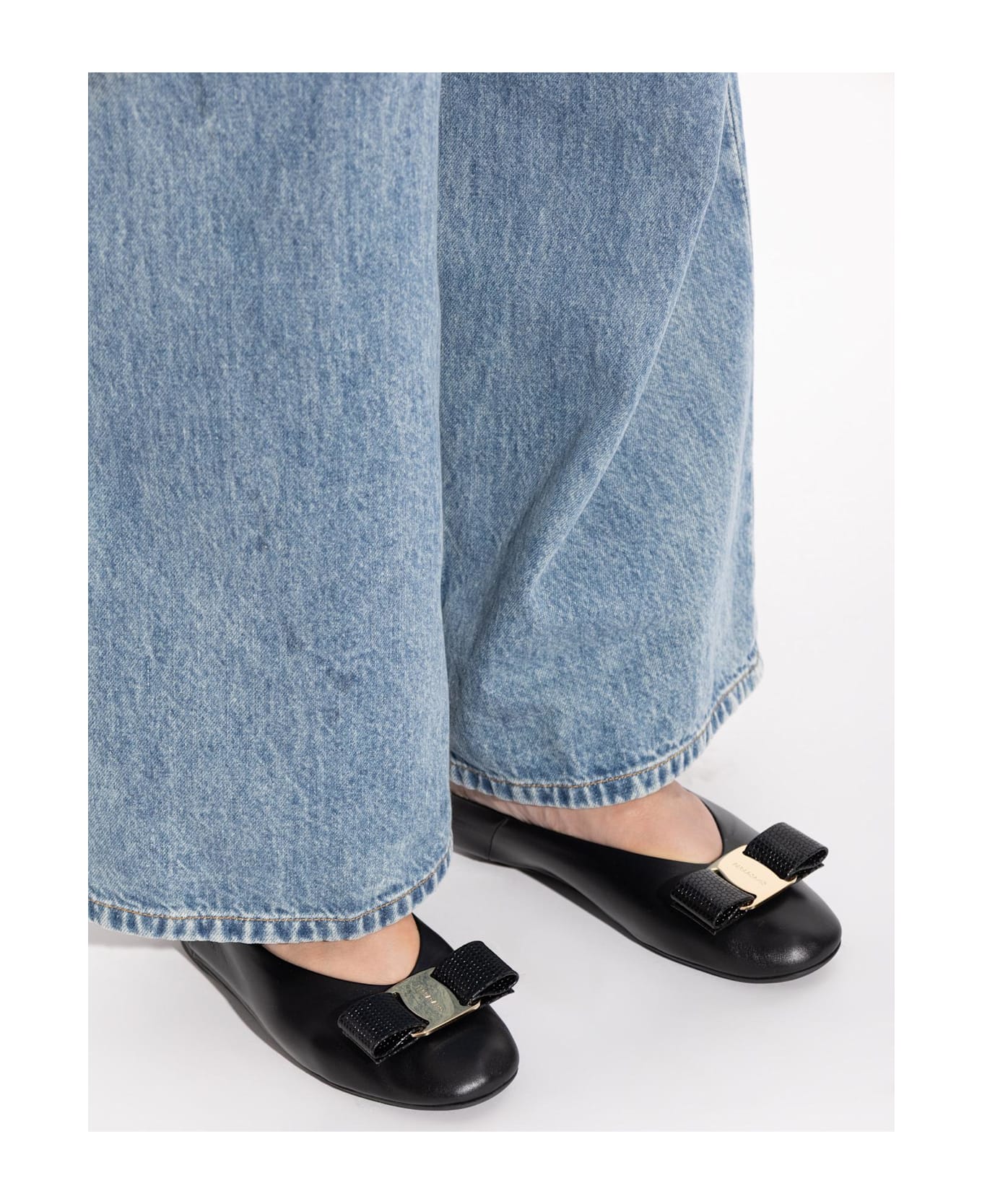 Ferragamo Ballet Flats 
vanna
 - Black