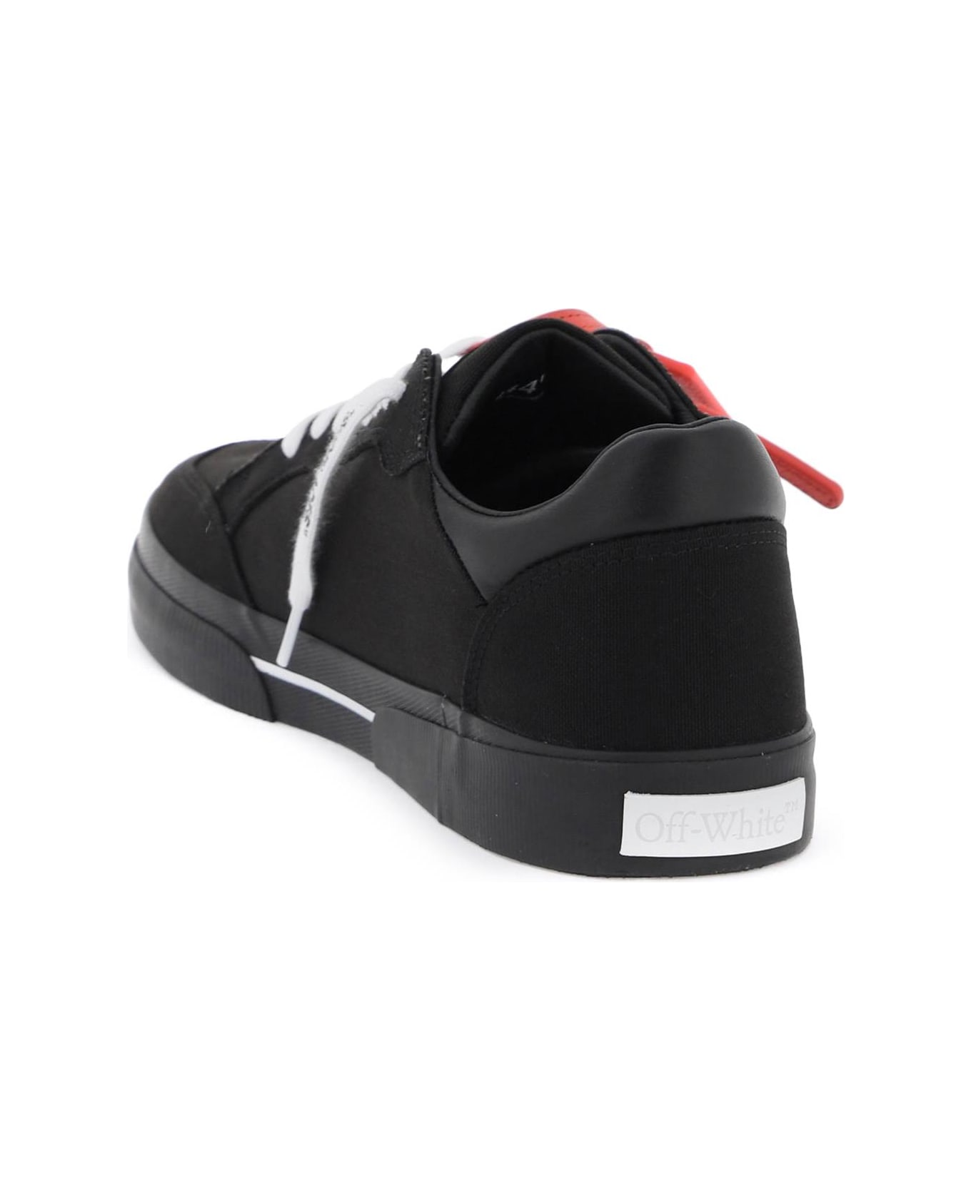 Off-White Low Vulcanized Sneakers - black