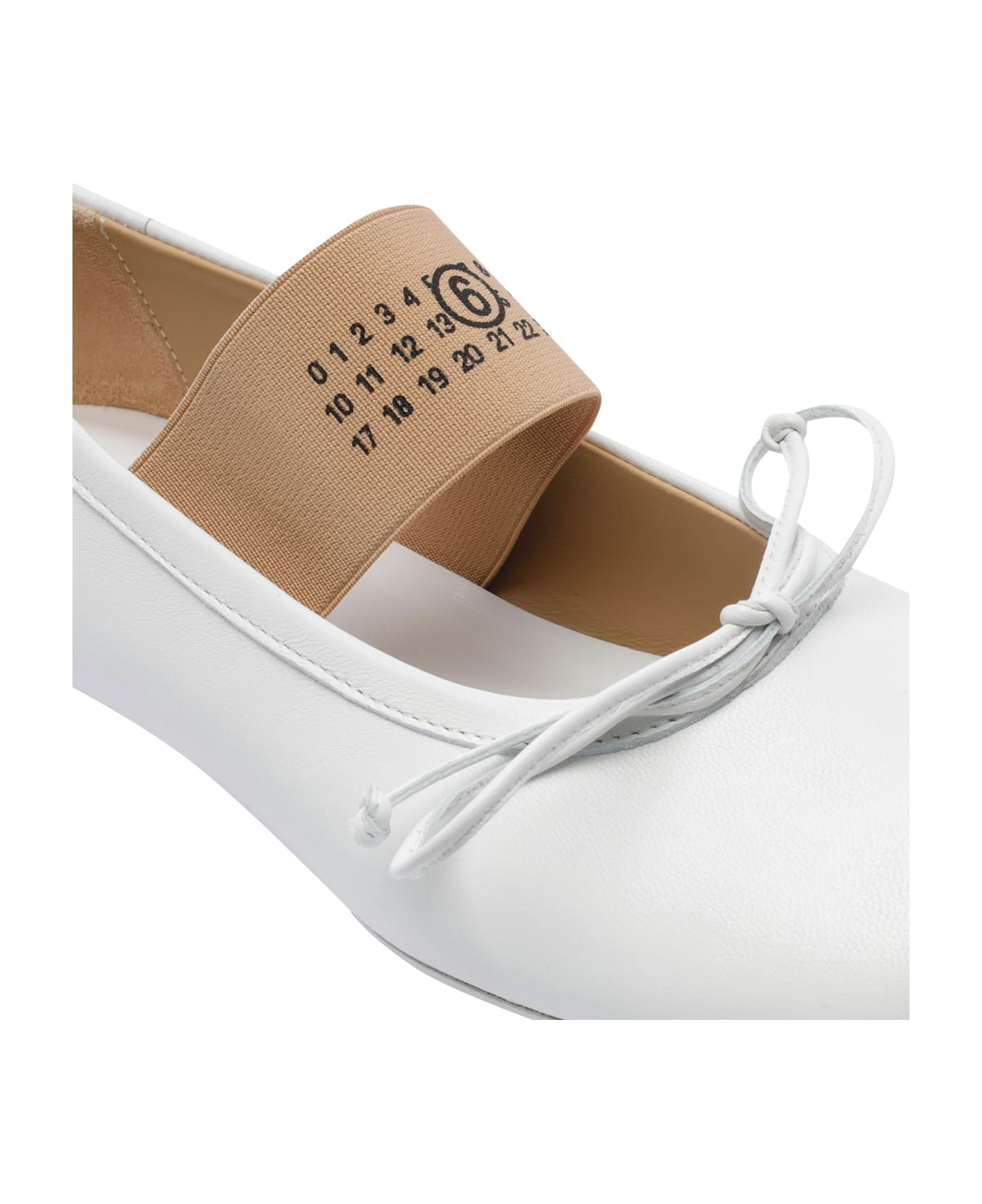 MM6 Maison Margiela Anatomic Ballets - white