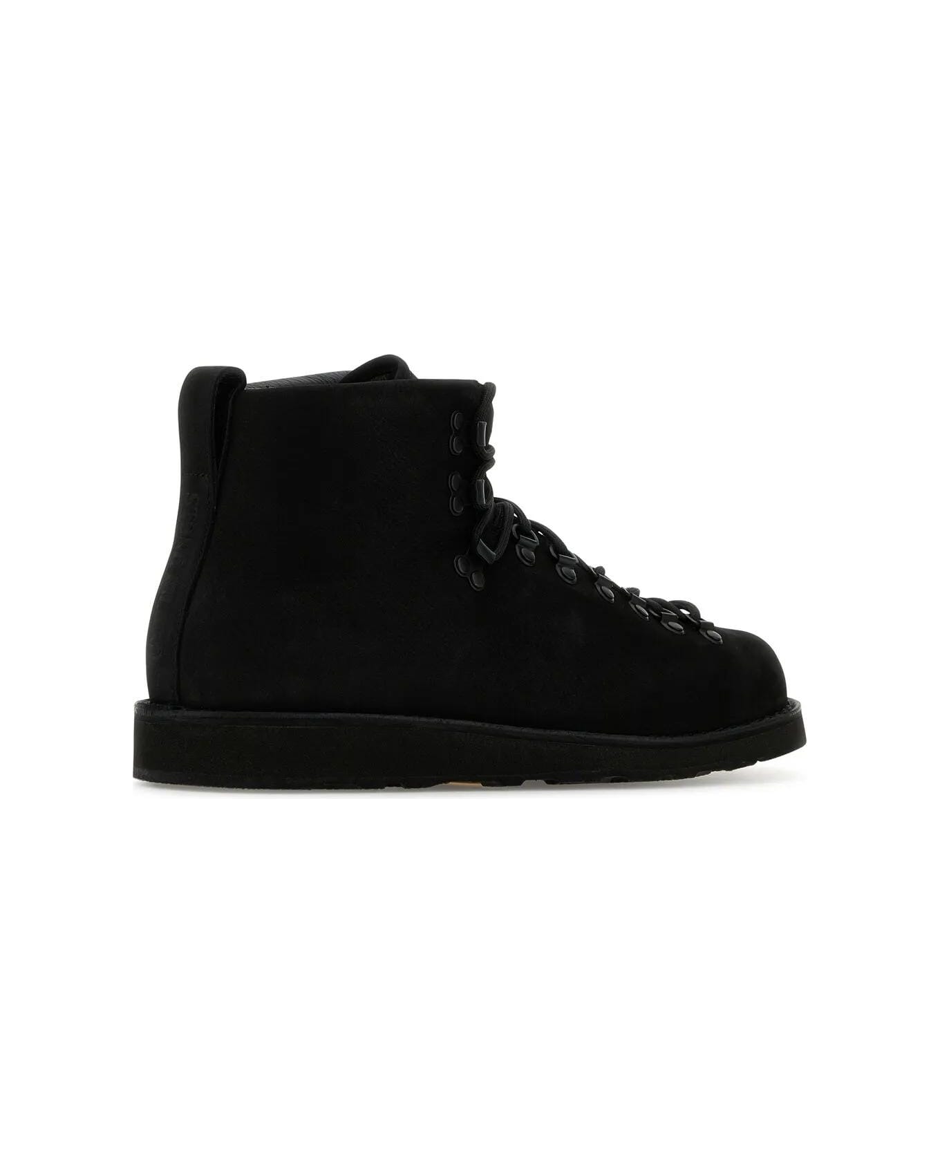 Stone Island Black Leather S0204 Nabuk Sneakers - Nero