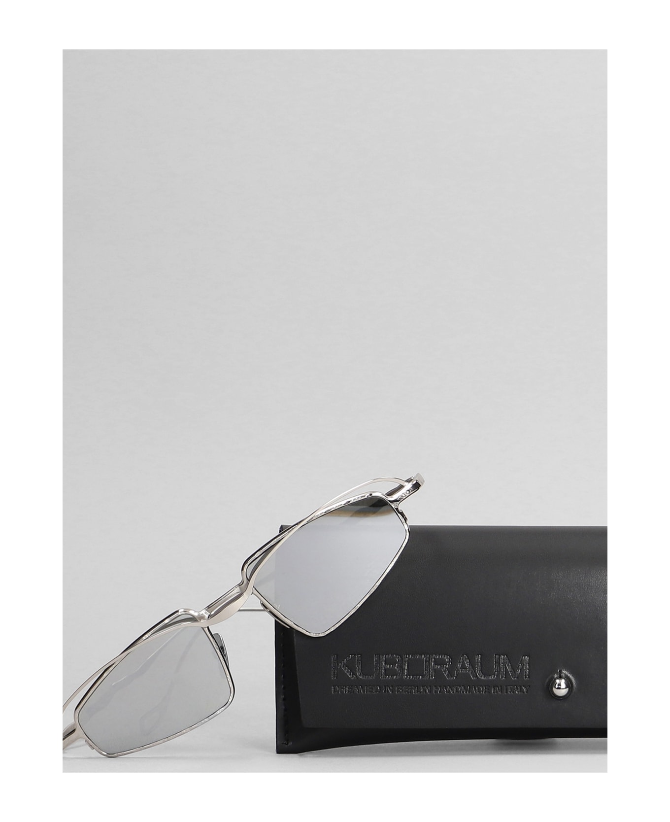 Kuboraum H73 Sunglasses In Silver Metal Alloy - silver