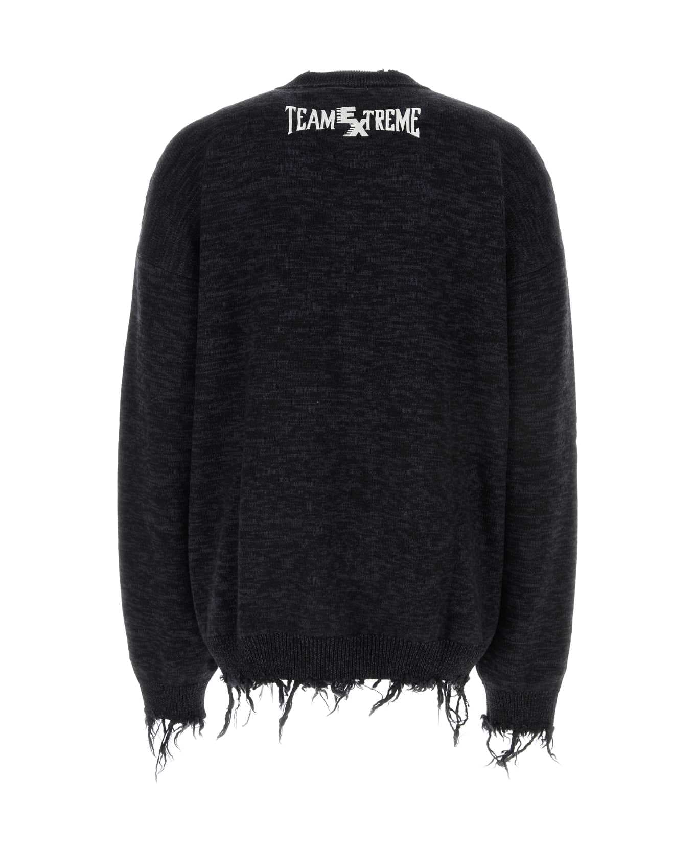 VETEMENTS Two-tone Wool Oversize Sweater - BLACKBLUE