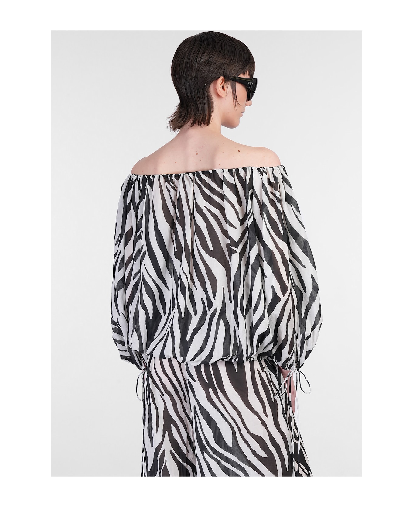 The Andamane Wilma Top Topwear In White Cotton - white