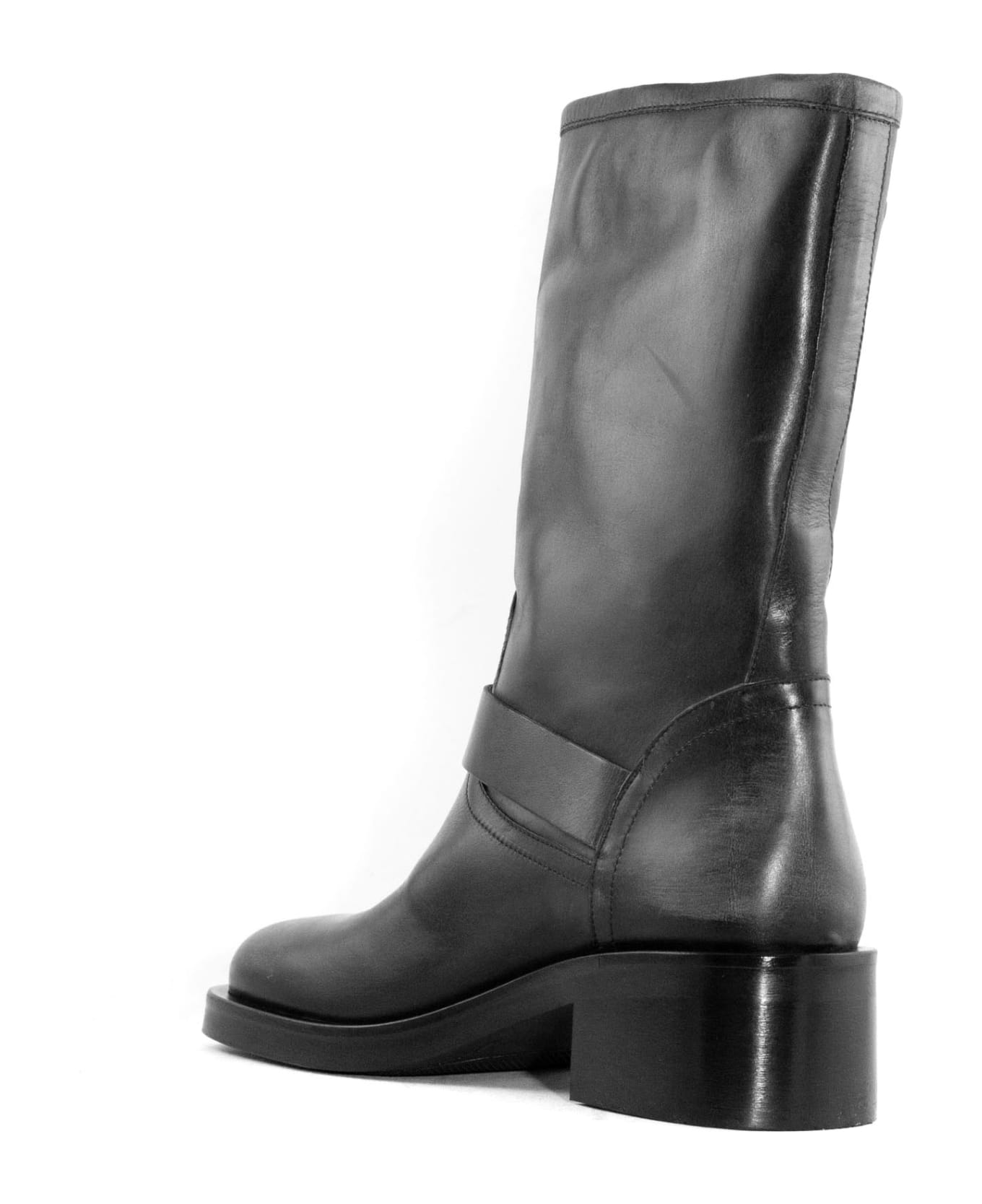 Strategia Black Brushed Leather Boot - Black