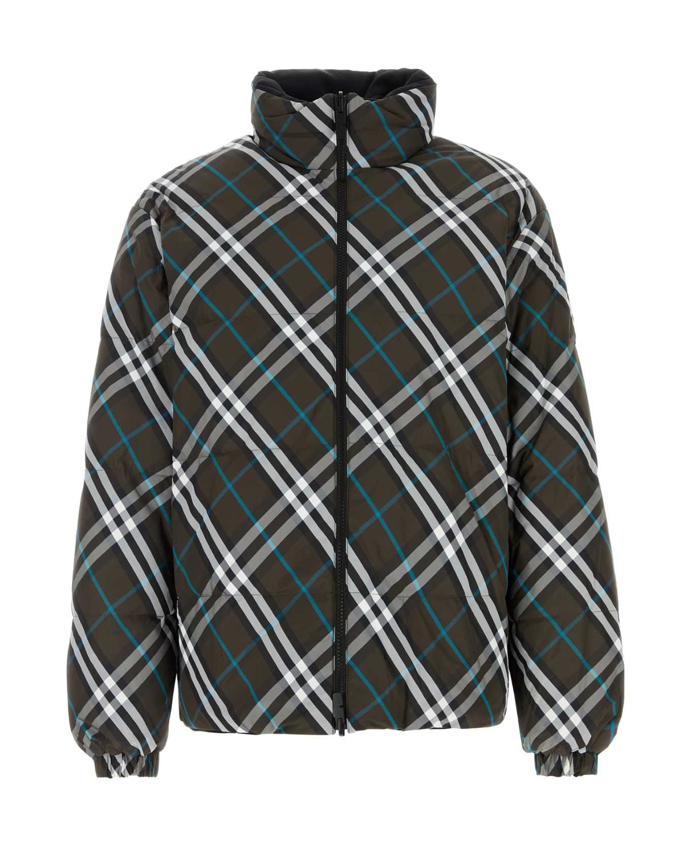 Burberry Printed Nylon Reversible Down Jacket - SNUGIPCHECK