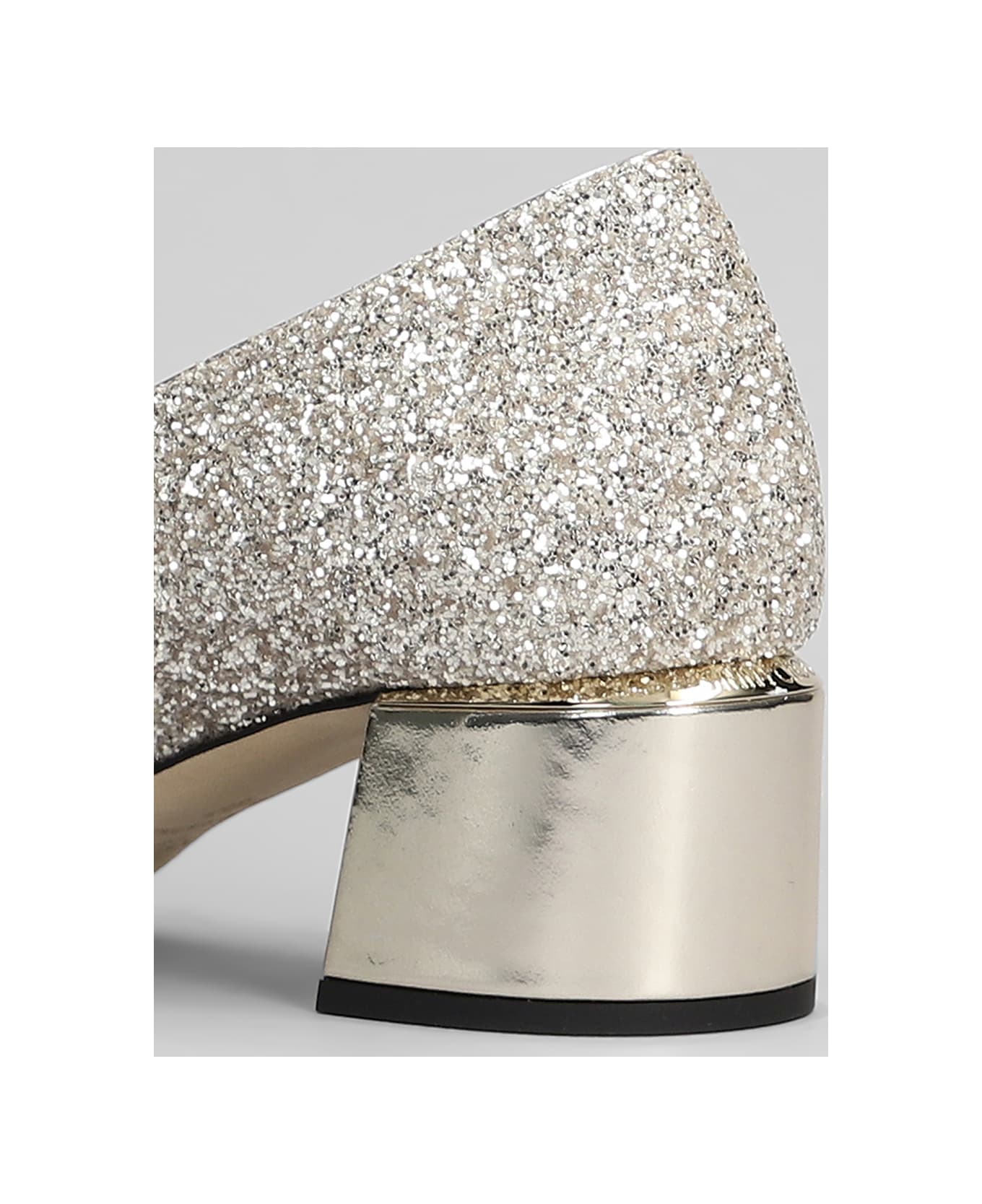 Jimmy Choo Elisa 45 Pumps In Gold Glitter - gold