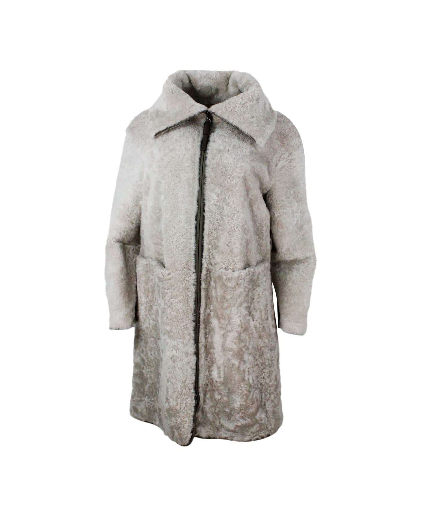 Brunello Cucinelli Long Coat In Precious And Refined Shearling Sheepskin With Zip Closure Embellished With Rows Of Brilliant Jewels And With Front Pockets - Beige