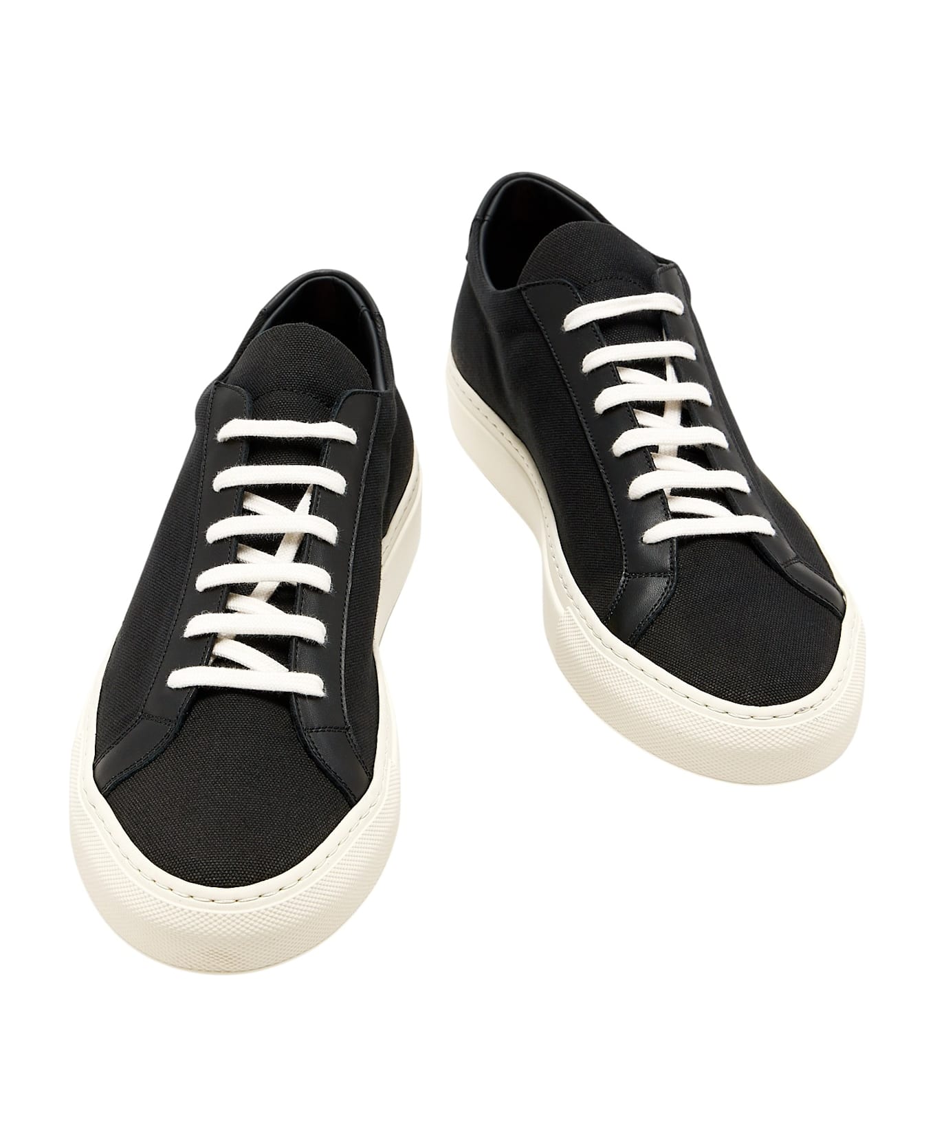 Common Projects Achilles In Canvas - Black