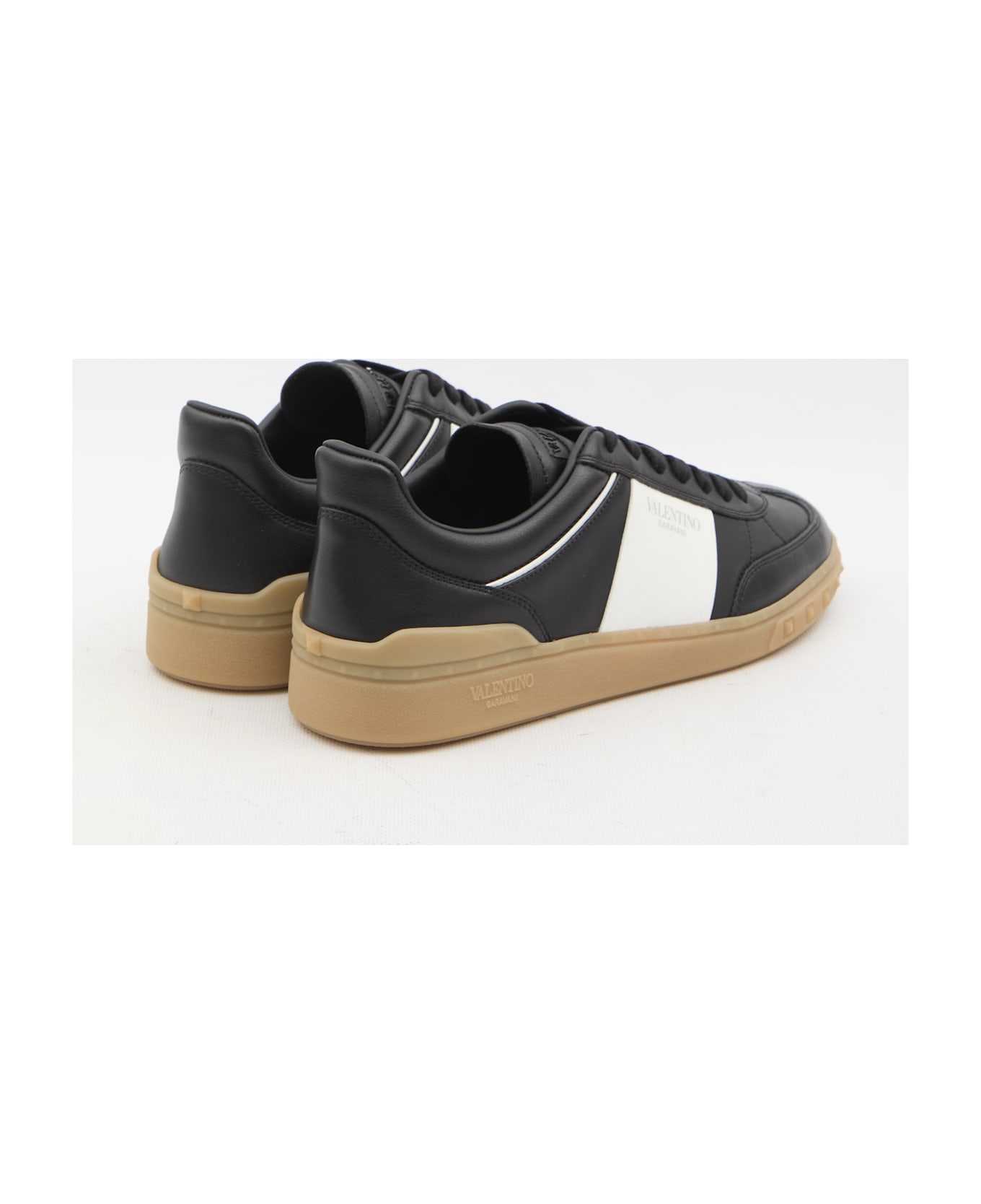 Valentino Garavani Low Top Upvillage Sneakers - BLACK