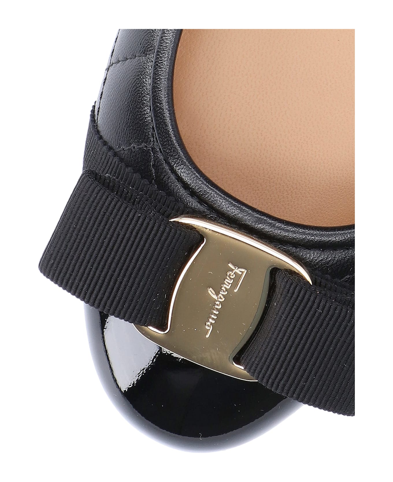 Ferragamo 
varina
 Ballerinas - Black  
