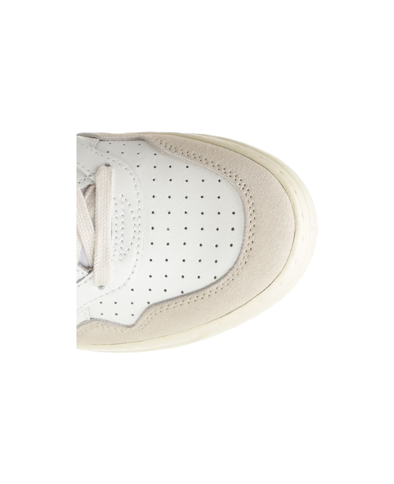Autry 'medalist Low' Sneaker - White