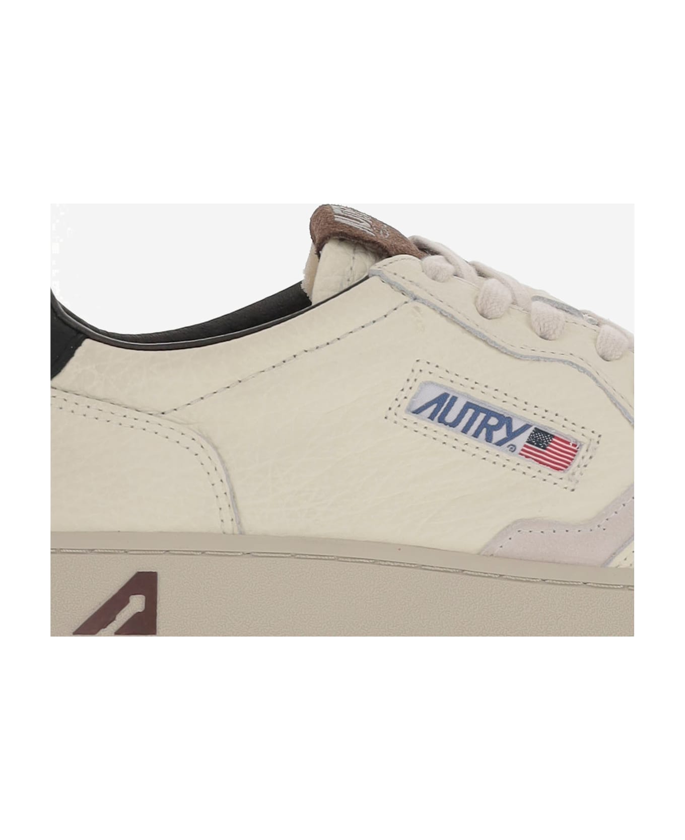 Autry Medalist Low Sneakers - Ivory