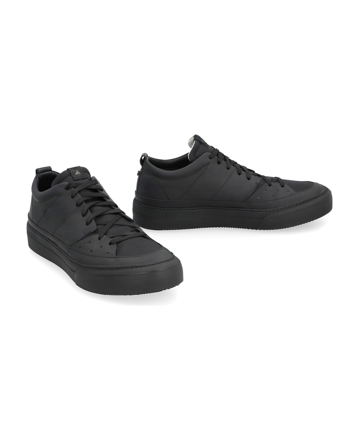 Volta Judoka Low-top Sneakers - black