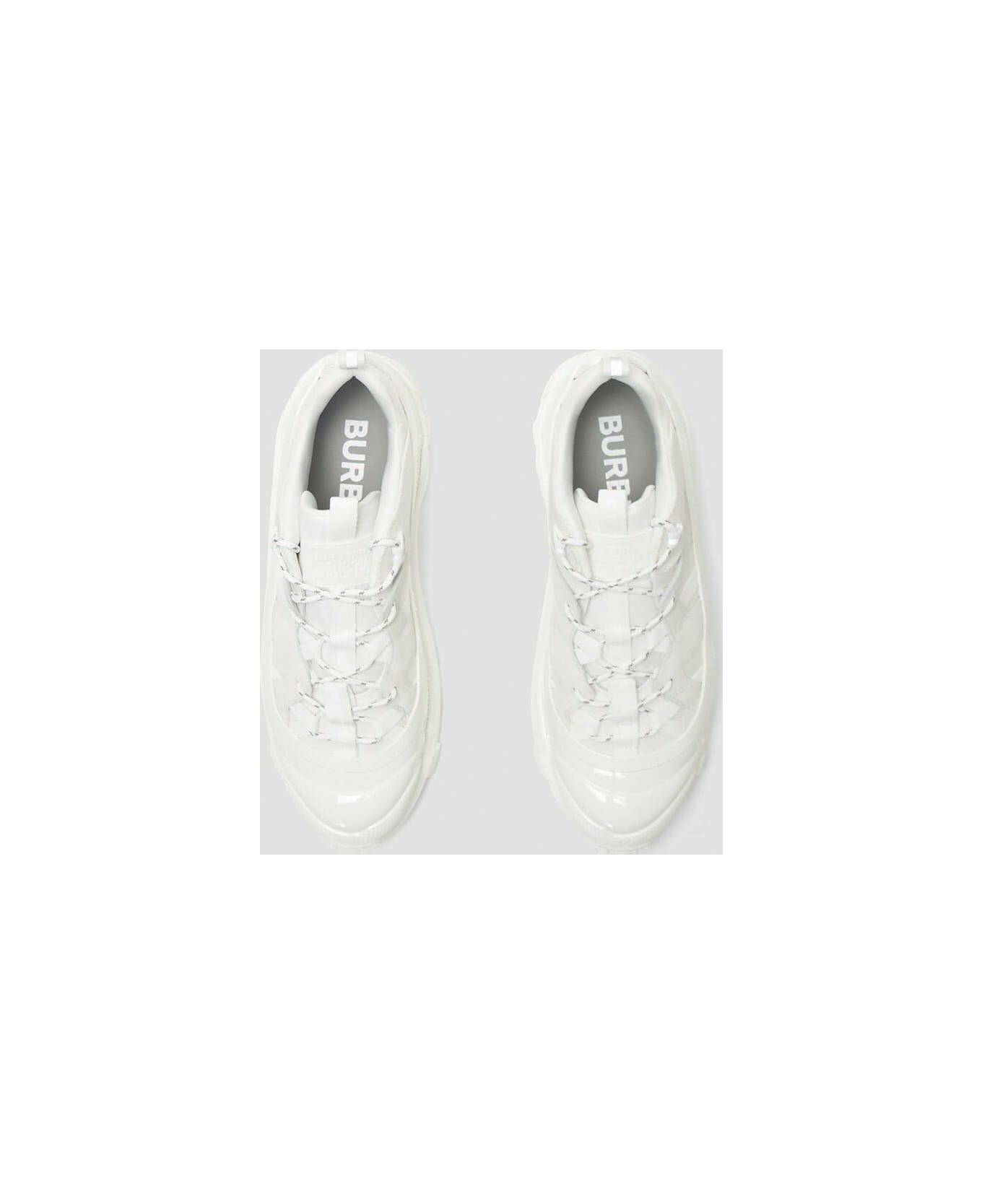 Burberry Arthur Low-top Sneakers - White