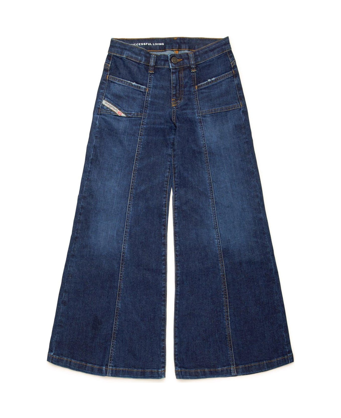 Diesel Logo Patch Wide Leg Jeans - Blu