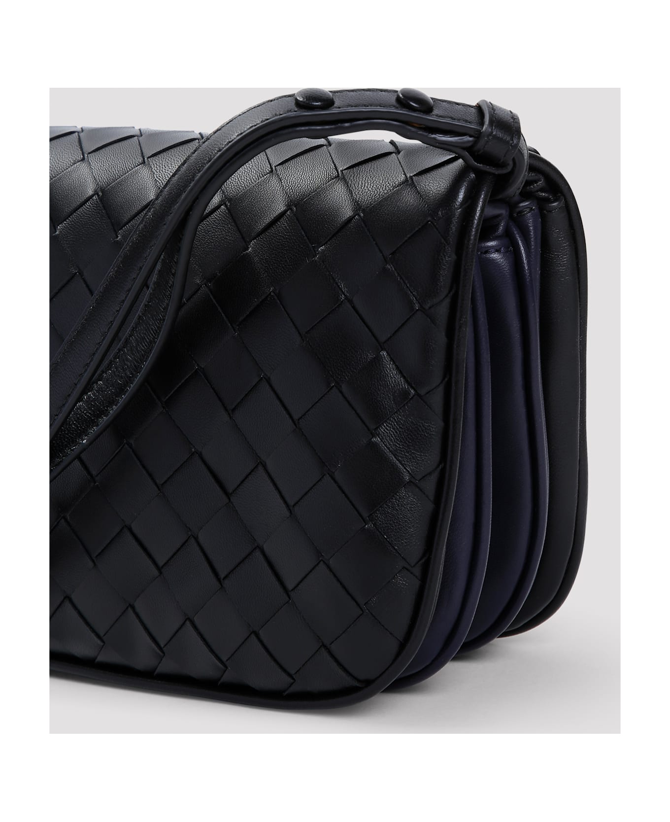 Bottega Veneta Intrecciato Puff Pouch - Black Space