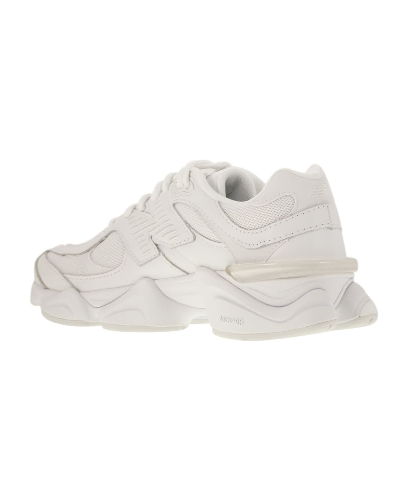 New Balance 9060 - Sneakers - White