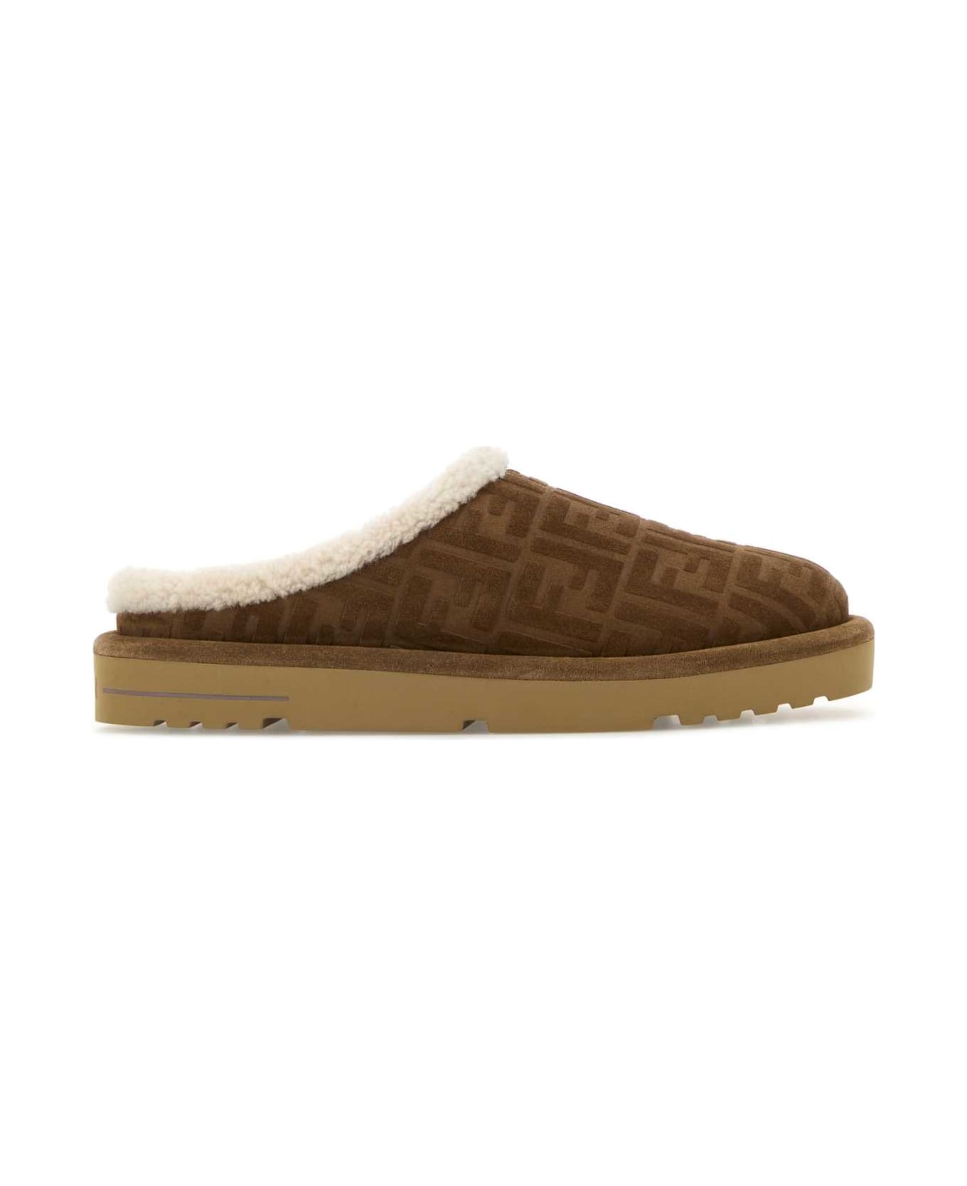 Fendi Brown Suede Slippers - BROWN