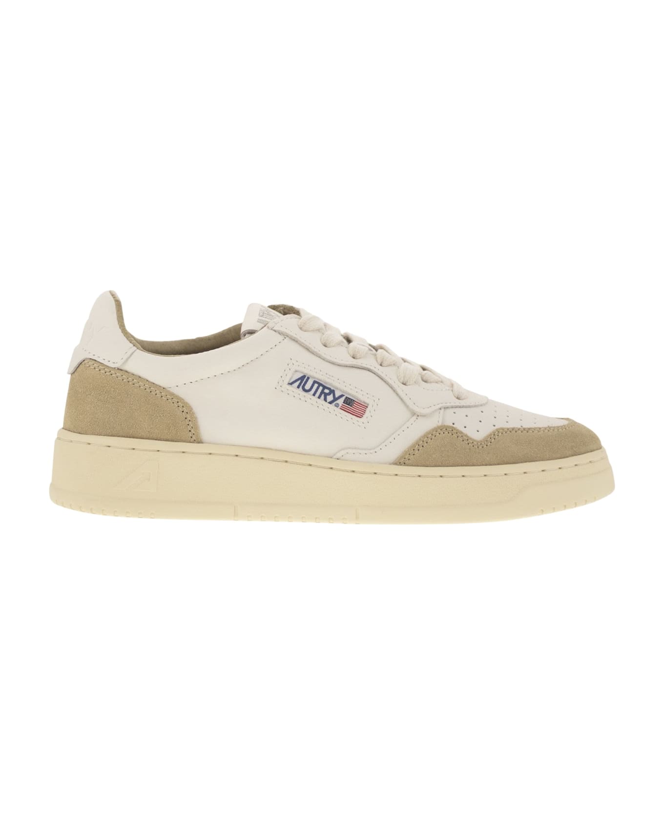 Autry Medalist Low - Two-tone Leather Sneakers - White/beige