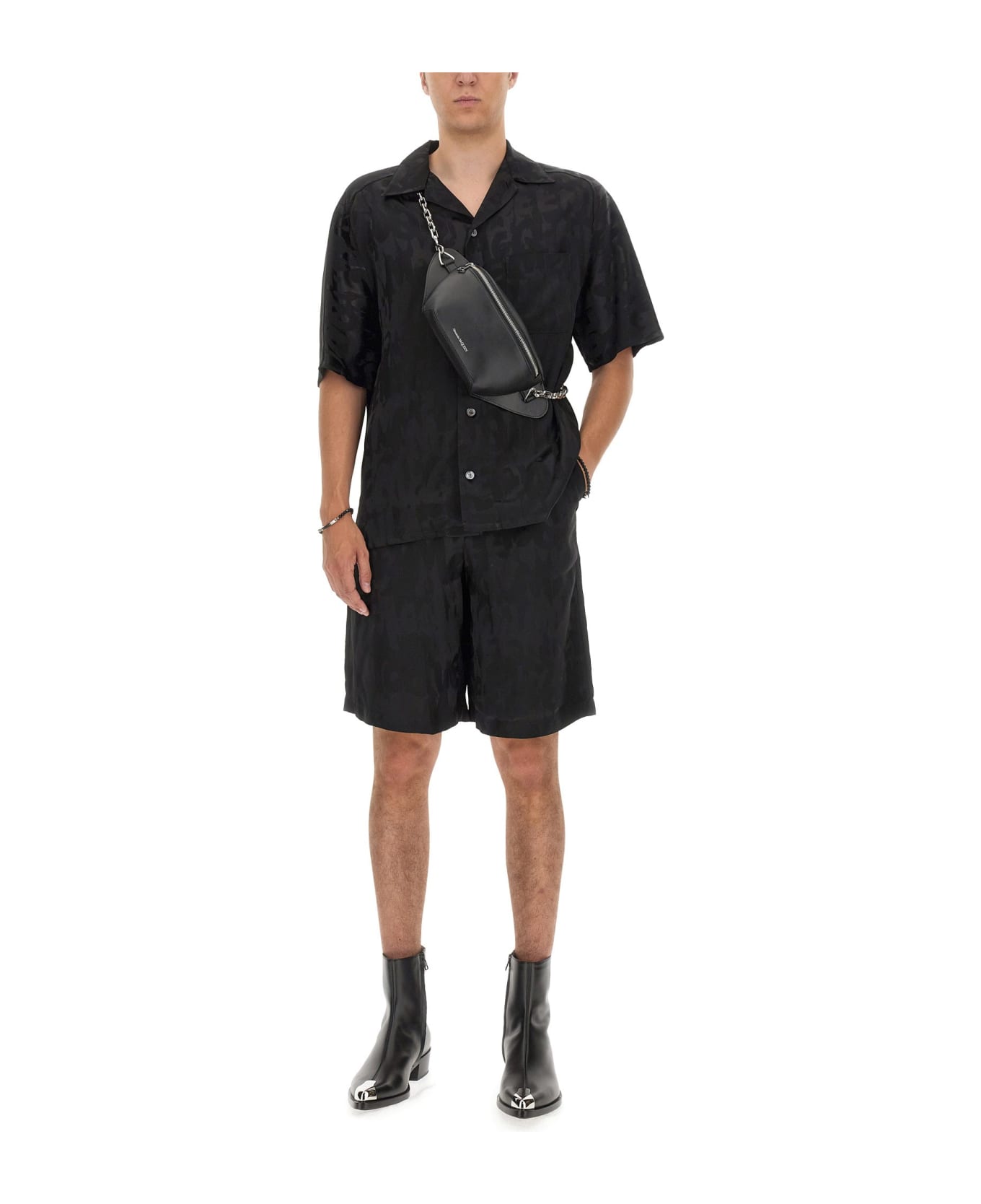 Alexander McQueen Viscose Bermuda Shorts - Nero ショートパンツ